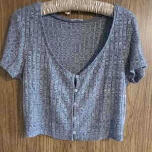 Forever 21 Gray Textured Button Crop Top